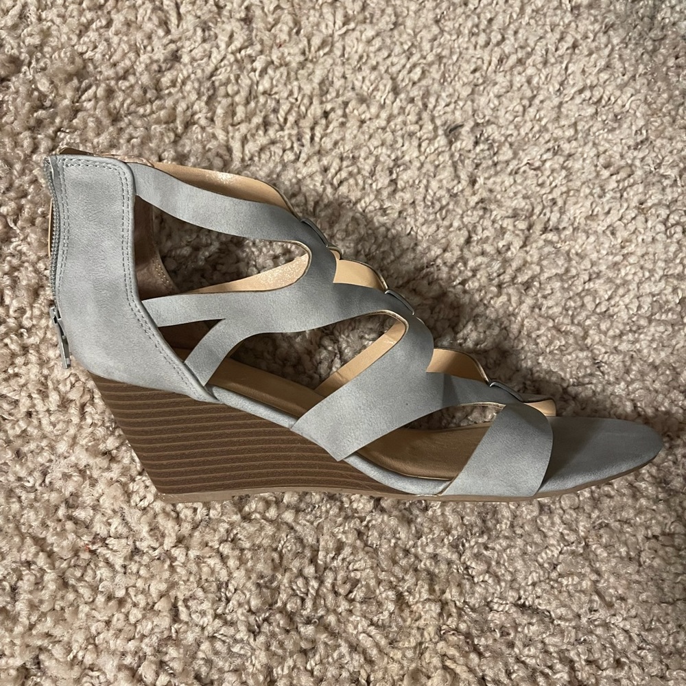 NWOT Aerosoles sandals, never worn!